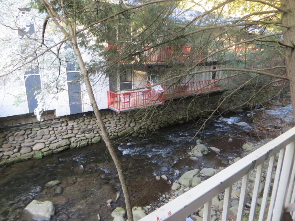 Terrace Inn On The Water Gatlinburg Zewnętrze zdjęcie